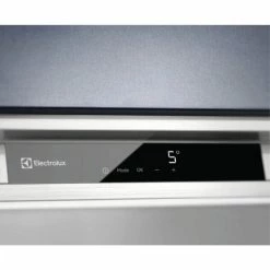 Electrolux IK3029SAR - Réfrigérateur Encastré Norme UE 60cm Entièrement Intégré -Boutique Electrolux unnamed file 569